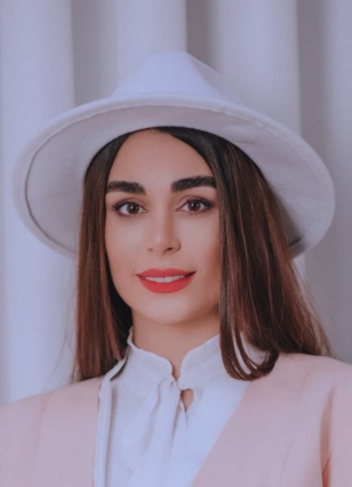 ELNAZ MOHAMMADI